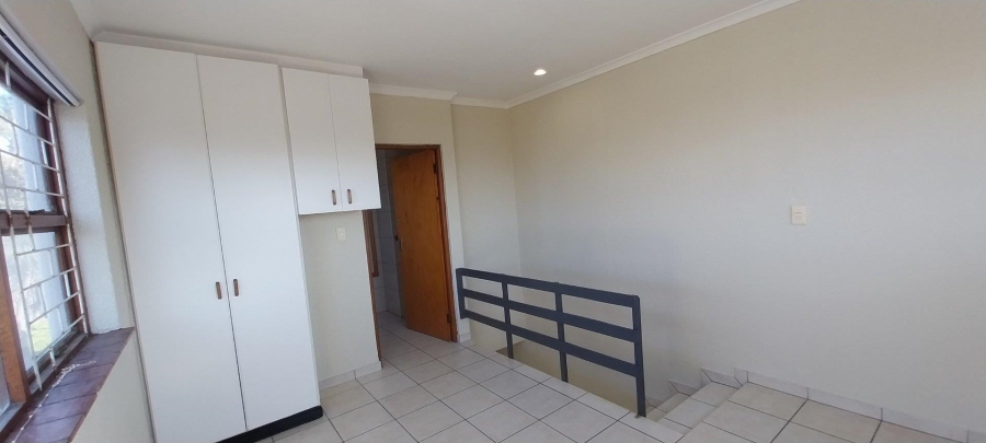 3 Bedroom Property for Sale in Loevenstein Western Cape